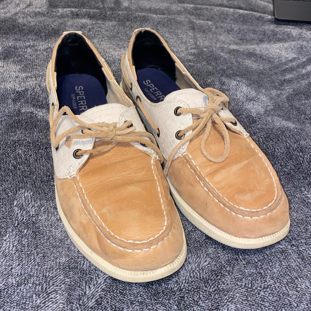 Sperry boat shoes
